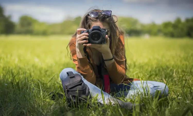 How to Become a Teenage Photographer
