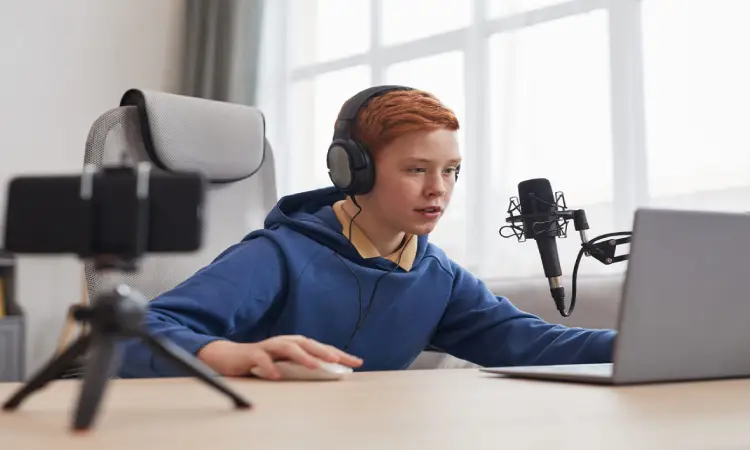 How to Become a Teenage Podcaster